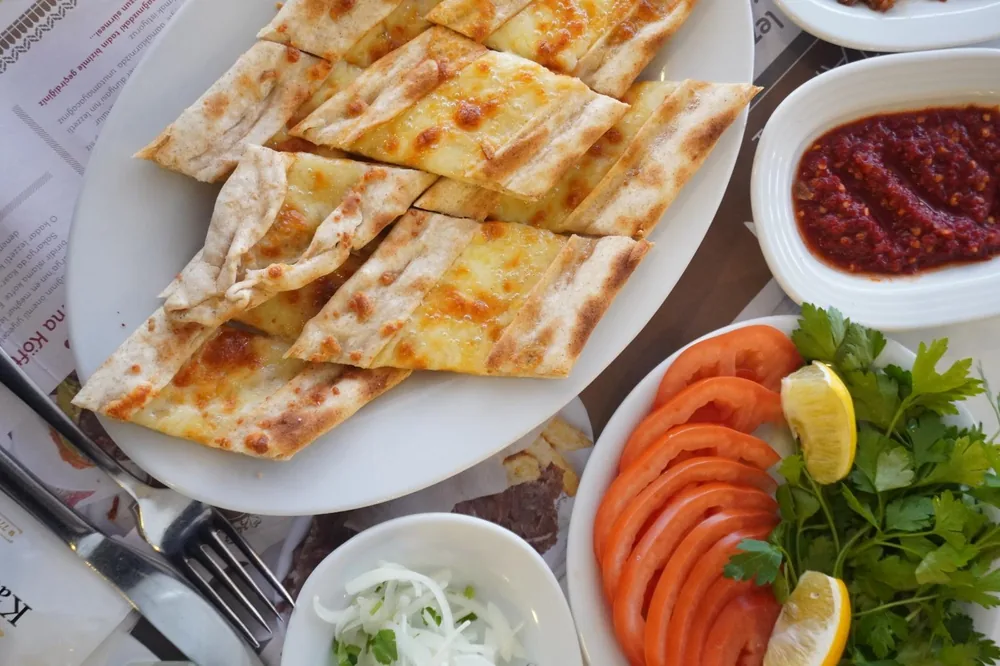 Kaşarlı Pide