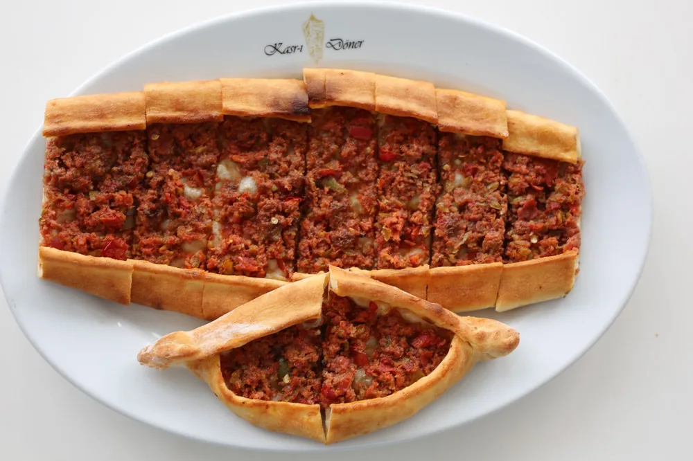 Kıymalı Pide